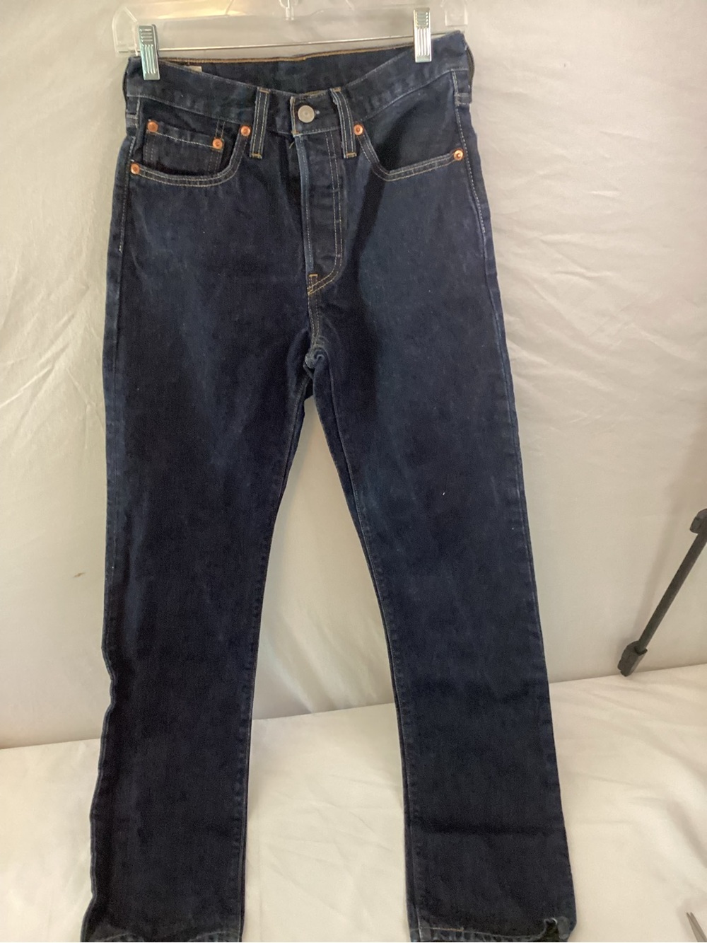 Classic Levi’s Women’s Dark 501 Blue Button Front Straight-Leg Jeans 26 x 31